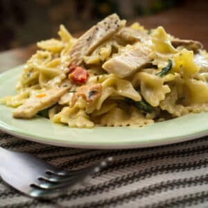Pasta Salad with Creamy Pesto Dressing